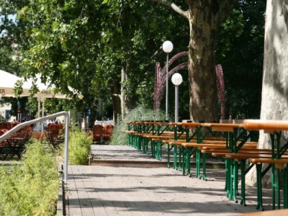 Фото: Neckarbiergarten