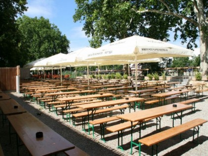 Фото: Neckarbiergarten